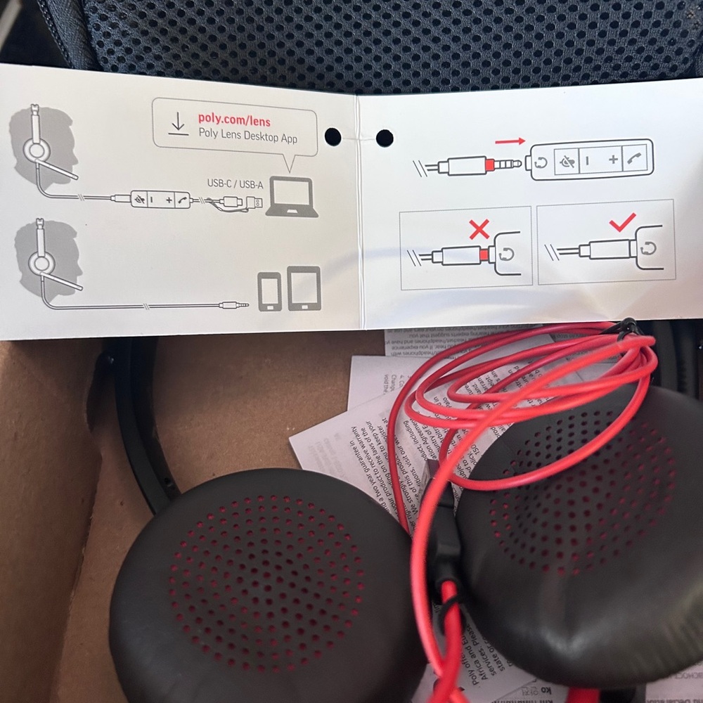 POL Black and Red Gaming Headphones - Picture 5 of 9